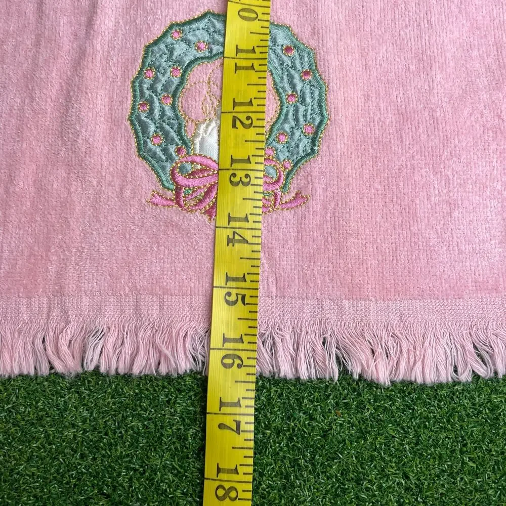 Vintage Pink Holiday Fingertip Towels Lot Embroidered Christmas Wreath and Tree